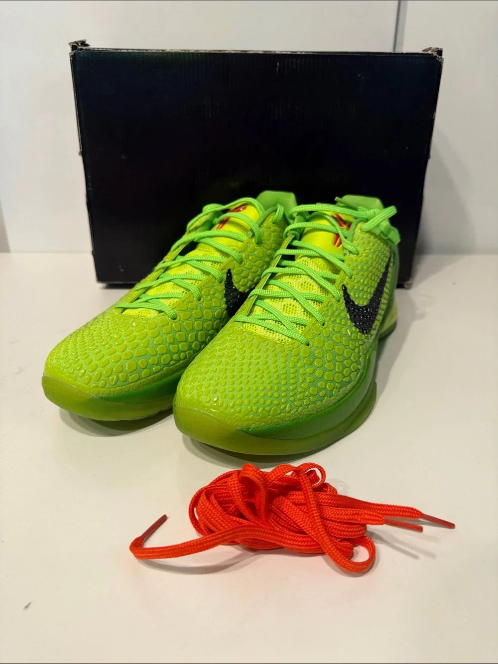 Nike Kobe 6 Proto Grinch men’s basketball shoes size 10